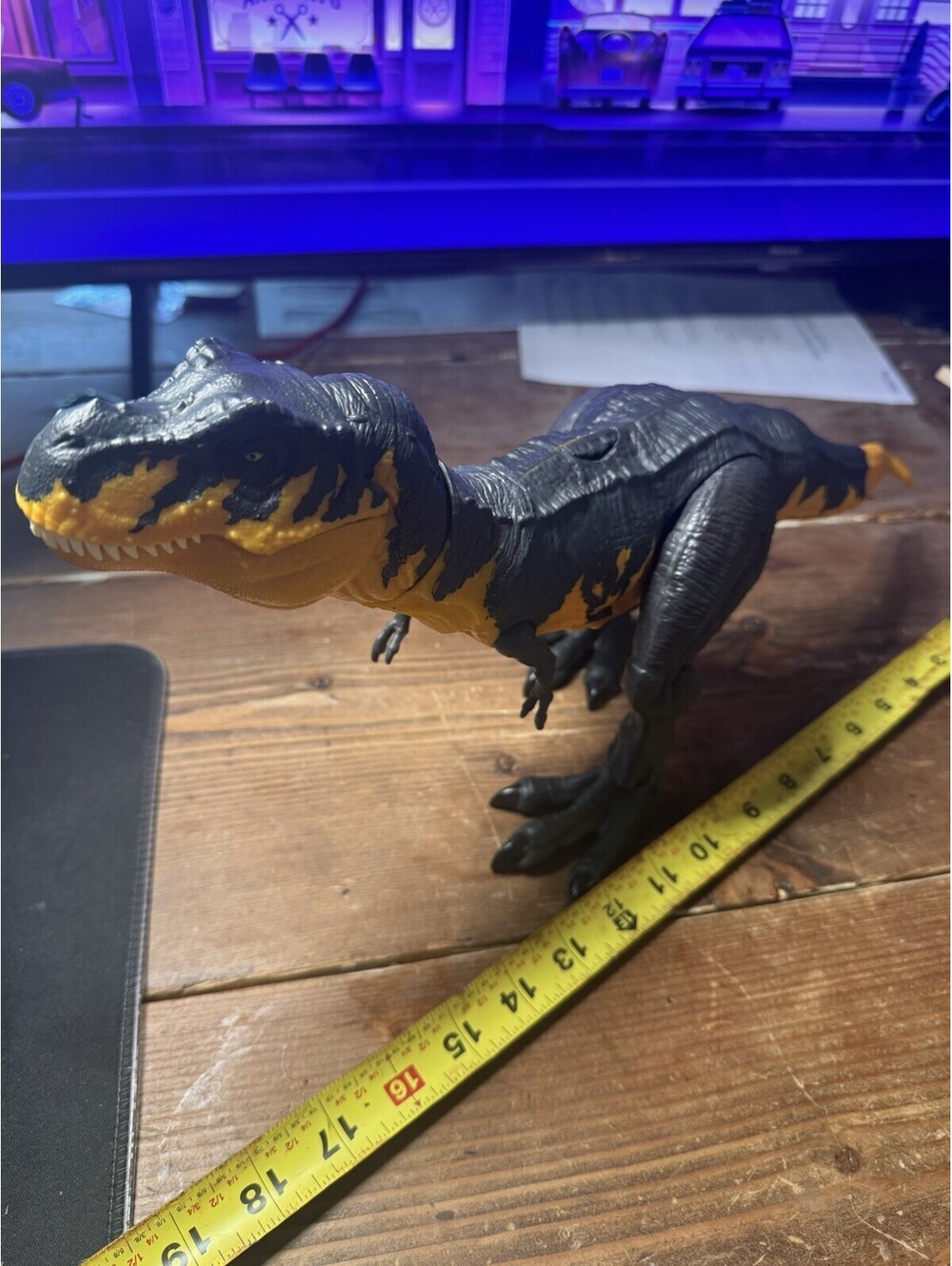 Jurassic world T-Rex Off-Road Tracker Tyrannosaurus Rex Dino Working Jaw 20”